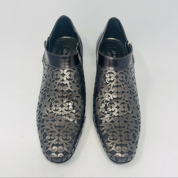 Brighton Rhythm Metallic Pewter Laser Cut Leather Heeled Shoe 11M NEW - Picture 3 of 10